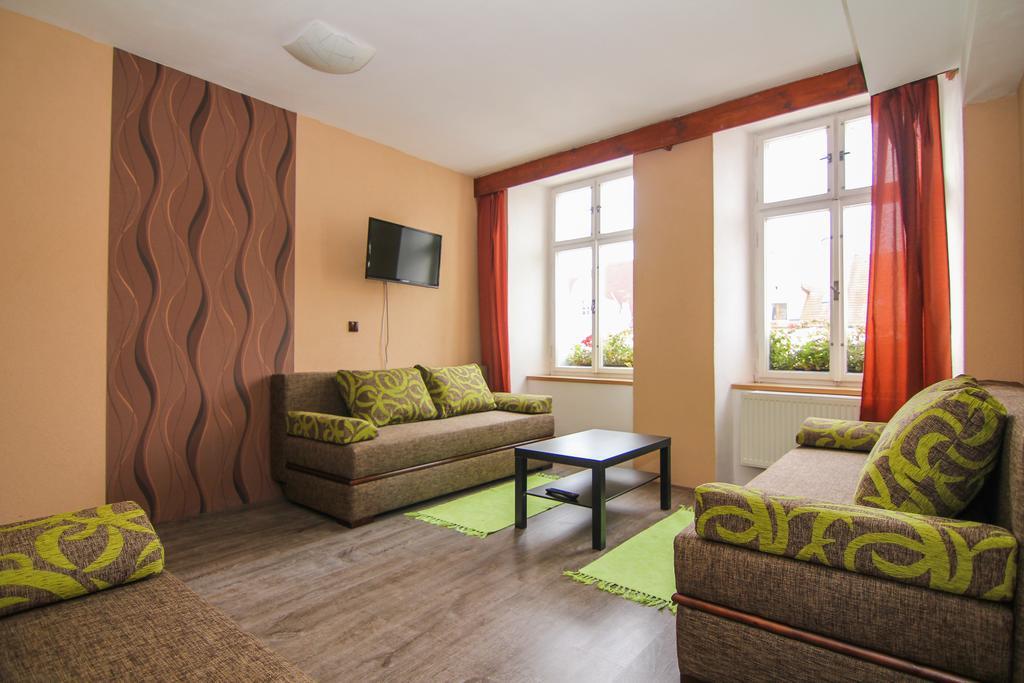 Hotel Sokolsky Dum Domažlice Pokój zdjęcie